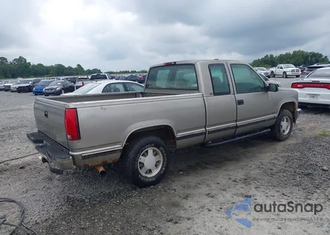 1998 Chevrolet C1500 Fleetside Cmi z USA, uszkodzony, nr VIN 1GCEC19M3WE207289